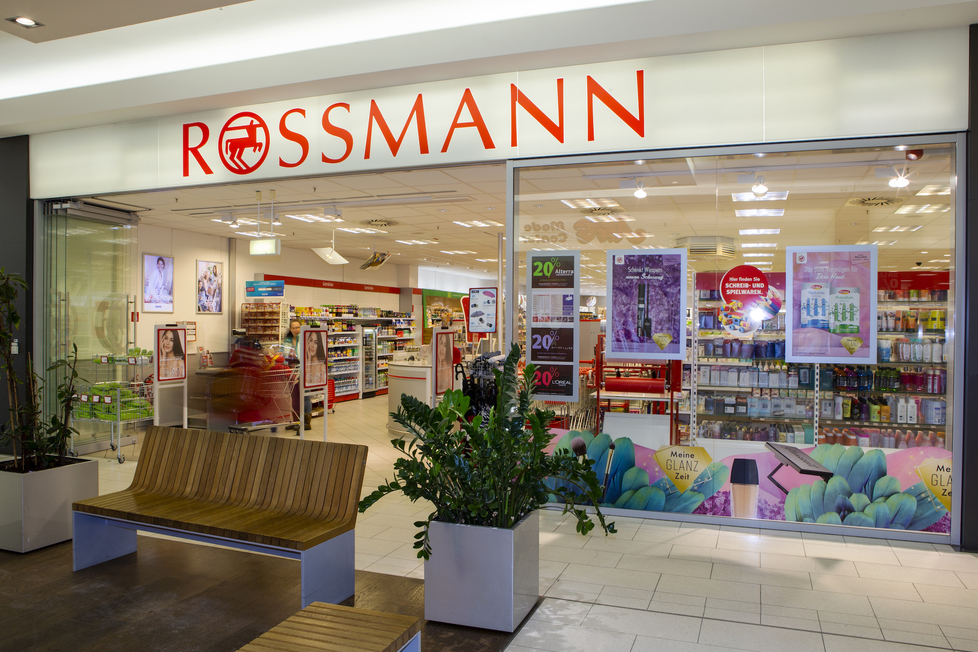 Geschäftsansicht Drogerie Rossmann